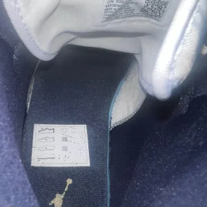 Nike Air Jordan 1 Mid – White/Obsidian/Metallic Gold - Image 5