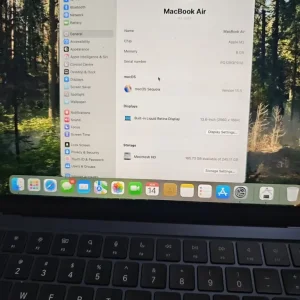 MacBook Air 2022 - Image 3
