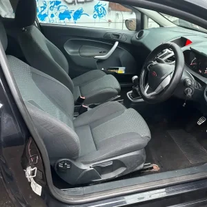 Ford Fiesta Hatchback 2010 Manual 3-Door - Image 3