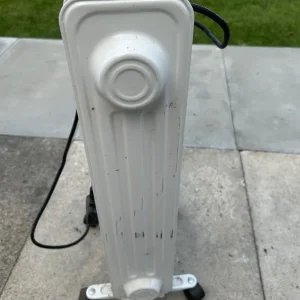 Electric oil filled heater from John Lewis - Image 3