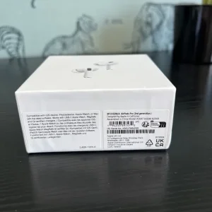Apple AirPods Pro 2 (2nd Gen) – Boxed, Unused Cable, Like New - Image 5