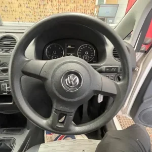 2011 Volkswagen Caddy Maxi Crew Cab 1.6 TDI Diesel Manual - Image 5