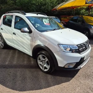2019 Dacia Sandero Stepway Essential SCE Hatchback Petrol Manual - Image 3