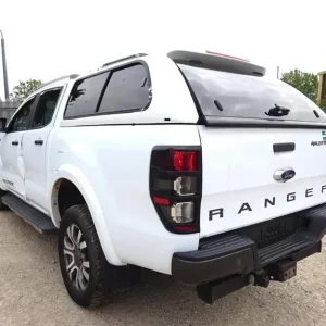 2017 Ford Ranger Wildtrak 4x4 TDCi Diesel Pickup with Side Damage - Image 4