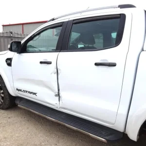 2017 Ford Ranger Wildtrak 4x4 TDCi Diesel Pickup with Side Damage - Image 6