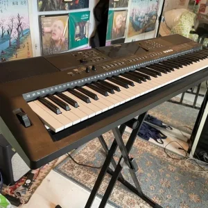 Yamaha PSR EW410 Electric Piano