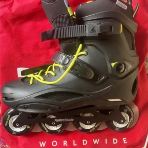 Men’s Rollerblades black size UK 13 with knee wrist and elbow pads - Image 2