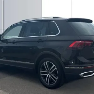 2020 Volkswagen Tiguan 1.5 TSI 150 Elegance 5-door DSG - Image 2