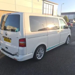 Volkswagen Transporter Minibus / Campervan - Image 2