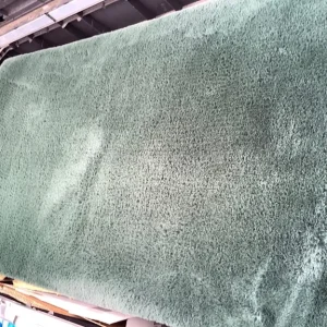 Luxury superSoft pile rug size approx 110 x 60 cms