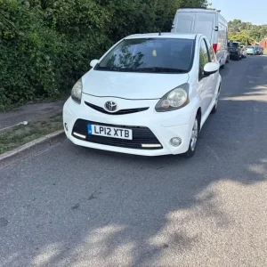 2012 Toyota Aygo 1.0 VVT-i Fire Euro 5 5-door petrol - Image 7