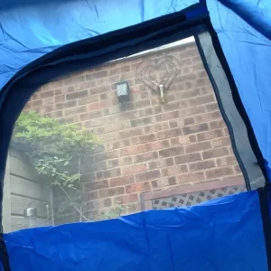 2 PERSON DOME TENT - EASY TO ASSEMBLE - Image 4
