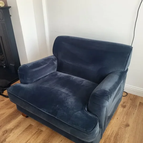 2 seater couch and cuddle couch