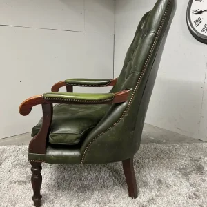 Chesterfield Nursing Chair – Parliament Green Leather, 1989 - Image 6