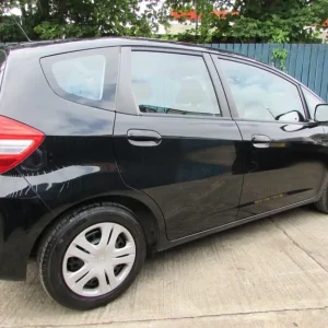 2013 Honda Jazz 1.2 I-VTEC SE Manual Hatchback - Image 3