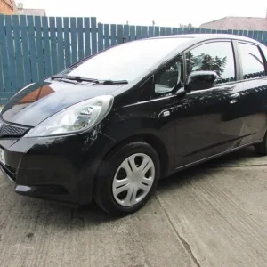 2013 Honda Jazz 1.2 I-VTEC SE Manual Hatchback - Image 6