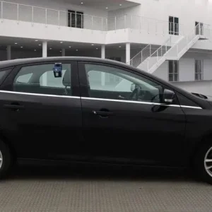 2015 Ford Focus 1.5 TDCi Zetec Euro 6 Diesel Manual 5-door Hatchback - Image 5
