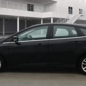 2015 Ford Focus 1.5 TDCi Zetec Euro 6 Diesel Manual 5-door Hatchback - Image 6