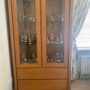Oak Display Cabinet - Image 2