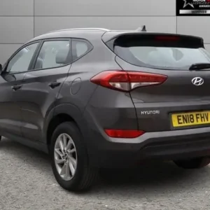 2018 Hyundai Tucson Estate 1.6 GDi Blue Drive SE Nav Manual - Image 4