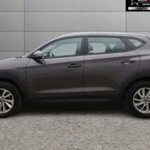 2018 Hyundai Tucson Estate 1.6 GDi Blue Drive SE Nav Manual - Image 5