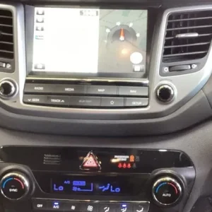 2018 Hyundai Tucson Estate 1.6 GDi Blue Drive SE Nav Manual - Image 8