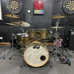 DW Performance Series 5-Piece Drum Kit with Mapex Soft Cases