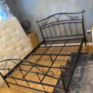 King Size bed - Image 2