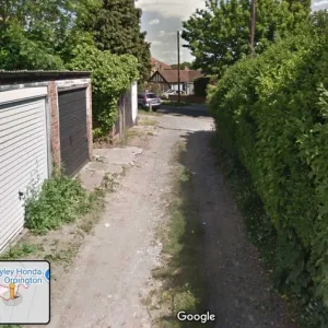 Garage in Saintfield, Newry - Image 5
