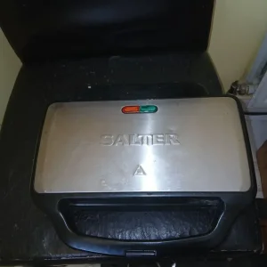 Salter sandwich toaster