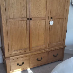 Solid oak wardrobes and chest of drawers - Image 2