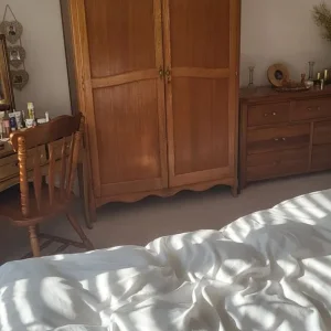 Solid oak wardrobes and chest of drawers