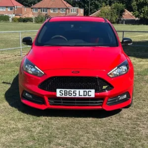 2015 Ford Focus ST 2.0 Petrol Manual 5-door Red - Image 2