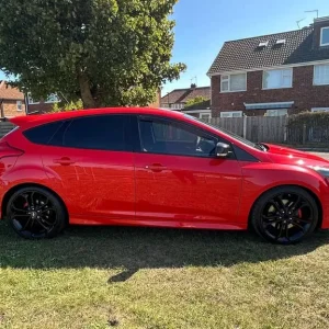 2015 Ford Focus ST 2.0 Petrol Manual 5-door Red - Image 4