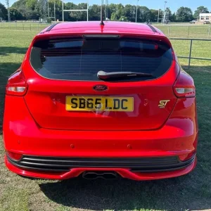 2015 Ford Focus ST 2.0 Petrol Manual 5-door Red - Image 6