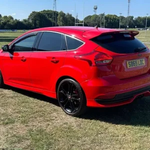 2015 Ford Focus ST 2.0 Petrol Manual 5-door Red - Image 7