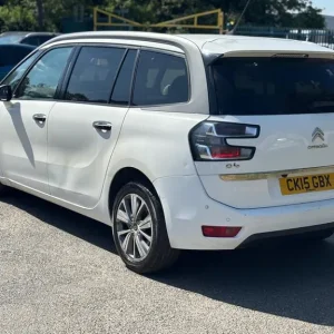 2015 Citroen Grand C4 Picasso 1.6 e-HDi 115 Exclusive+ 5dr MPV - Image 5