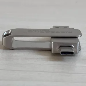 USB to USB-C 64GB Flash Drive - Image 2