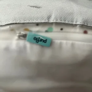 Purflo baby bed - hardly used - Image 5