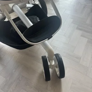 Quinny Moodd in Black Irony - Image 4