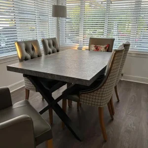 Dining table - Image 2