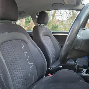 2014 Fiat Punto 1.2 Easy Euro 6 3-door hatchback petrol manual - Image 7