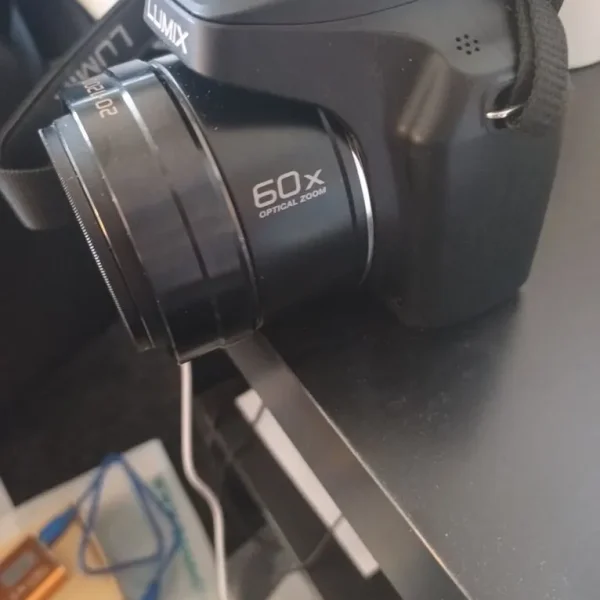 Panasonic Lumix fz82 camera 60x optical zoom 4K