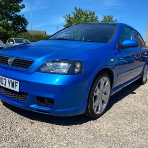 2003 Vauxhall Astra Hatchback 3-door - Image 2