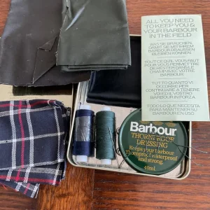 Barbour Thornproof Jacket Repair Kit - Image 2