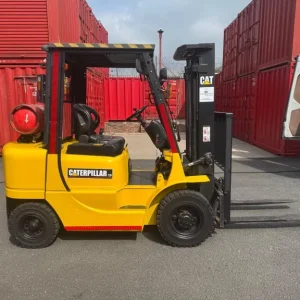 Caterpillar 2.5 Ton Forklift - Image 2