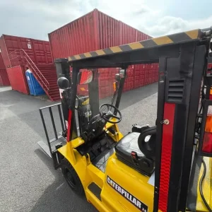 Caterpillar 2.5 Ton Forklift - Image 5