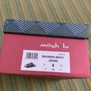 Moshulu Ladies Sandals - Image 5