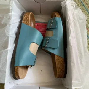 Moshulu Ladies Sandals - Image 6