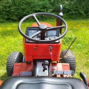 Yanmar Compact Diesel Tractor - Image 4